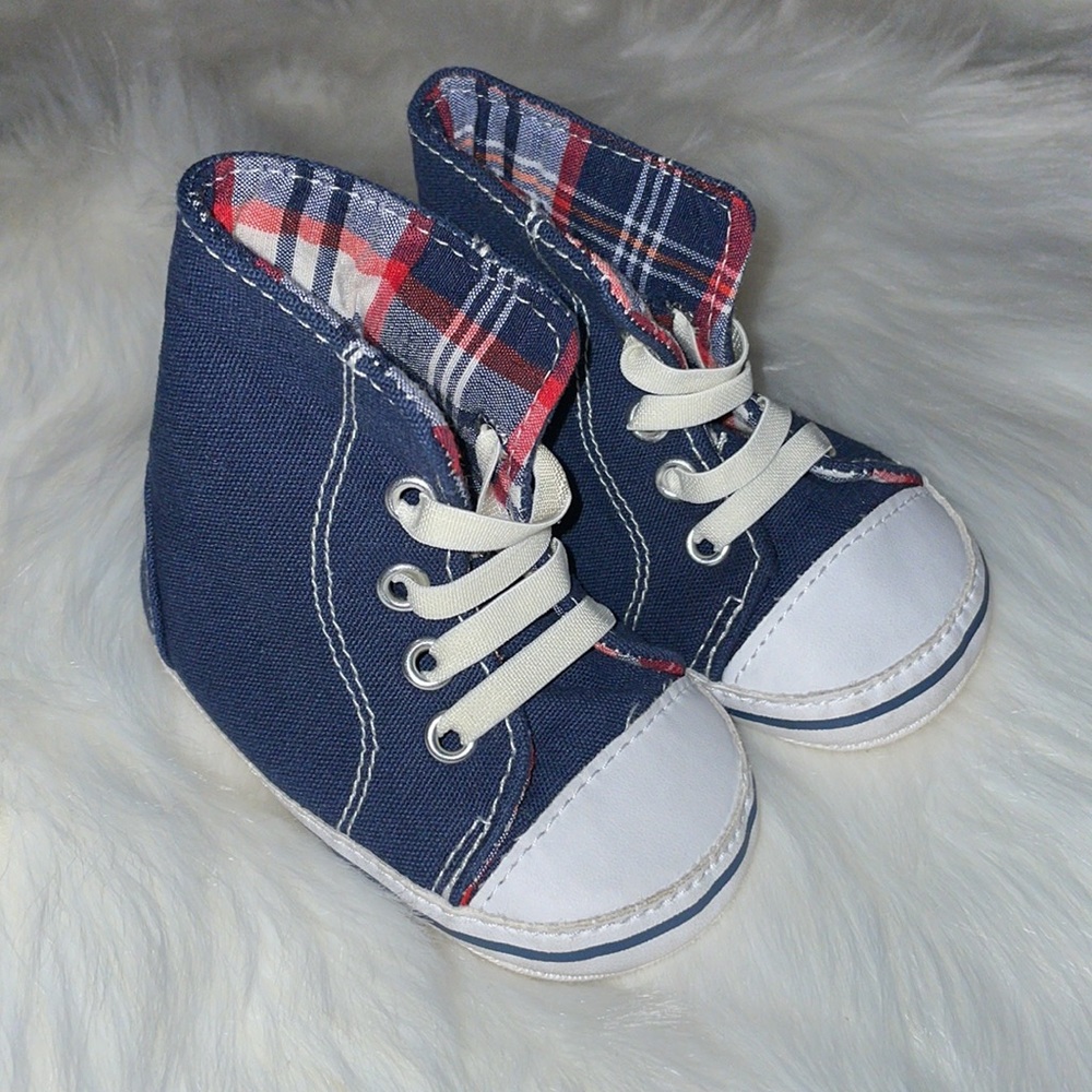 👶🏻Baby Royal Blue Converse Sneakers👶🏻